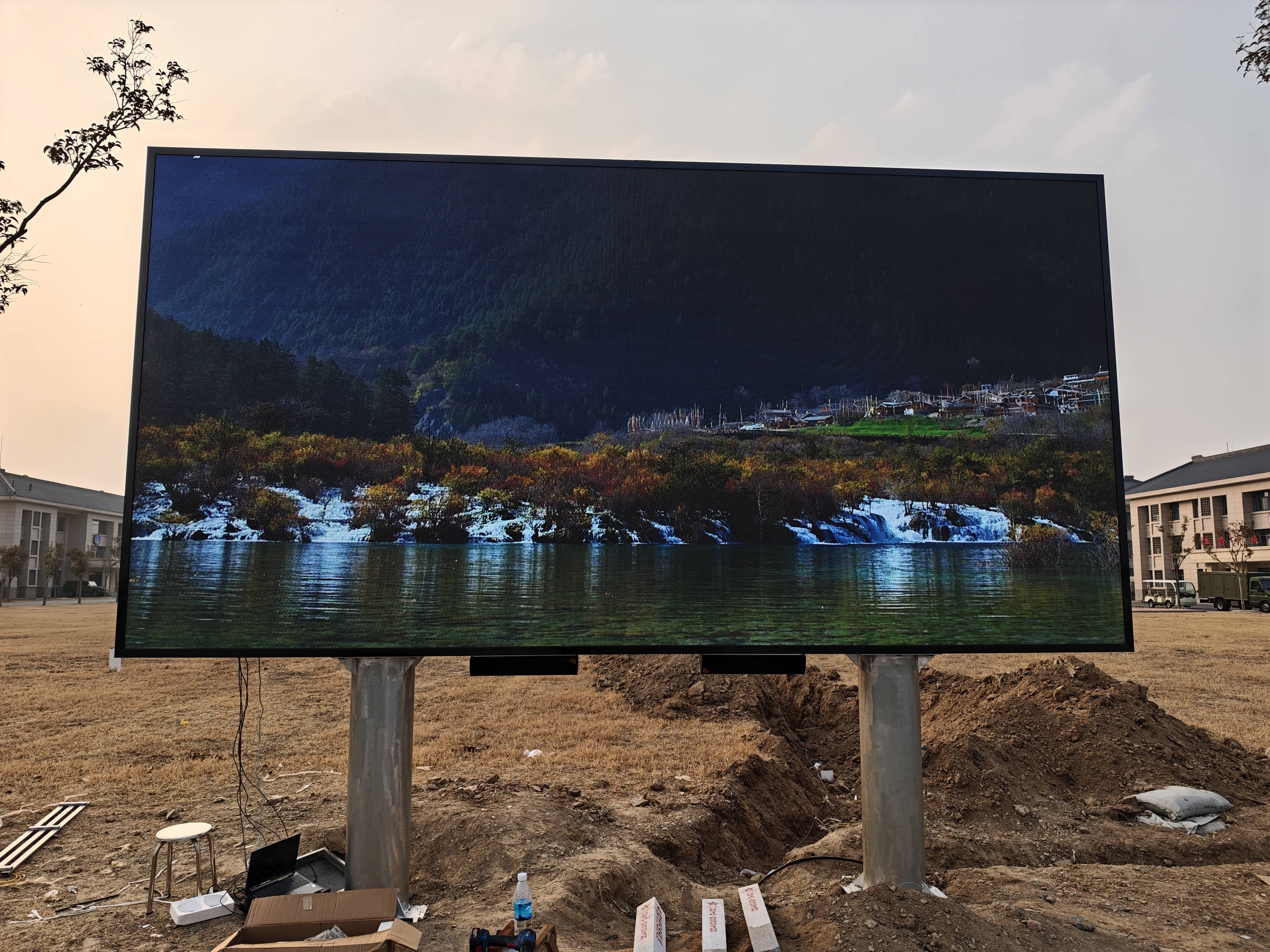 安裝戶外LED大屏幕的注意事項